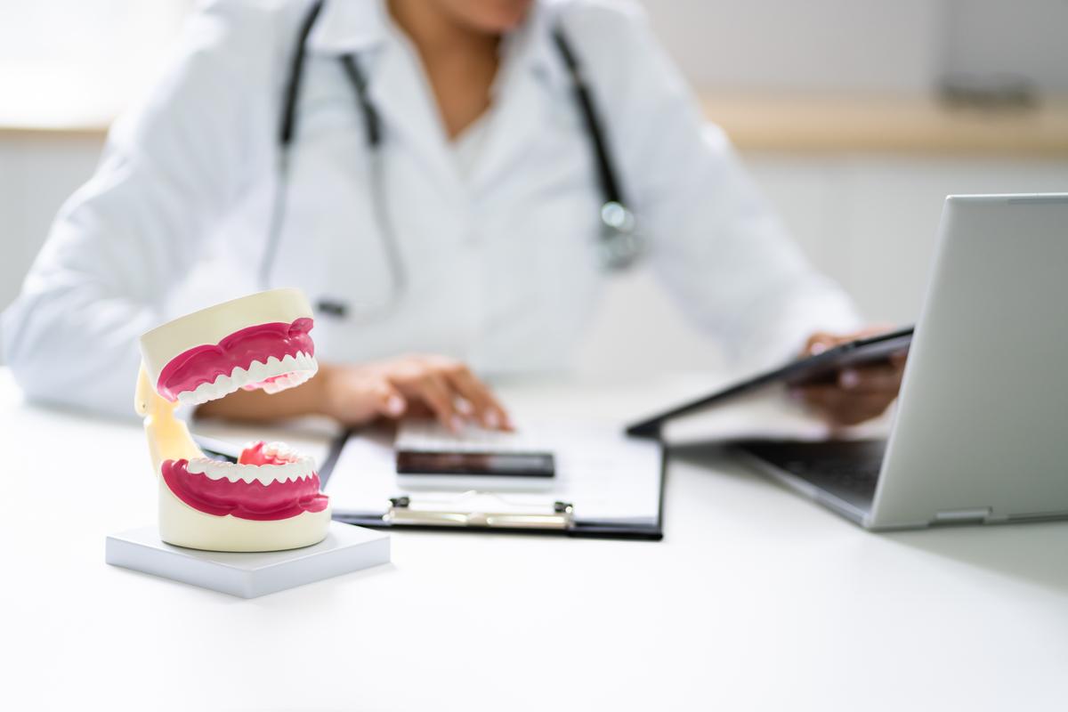 Choosing the Right Digital Marketing Agency for Your Dental Practice: What to Look for